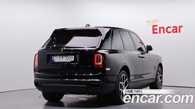 Rolls-Royce Cullinan, 2022 2