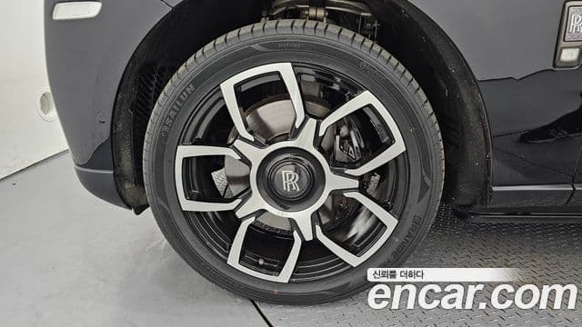 Rolls-Royce Cullinan, 2022 все фото