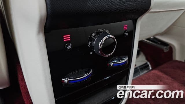 Rolls-Royce Cullinan, 2022 18