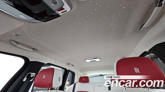 Rolls-Royce Cullinan, 2022 19