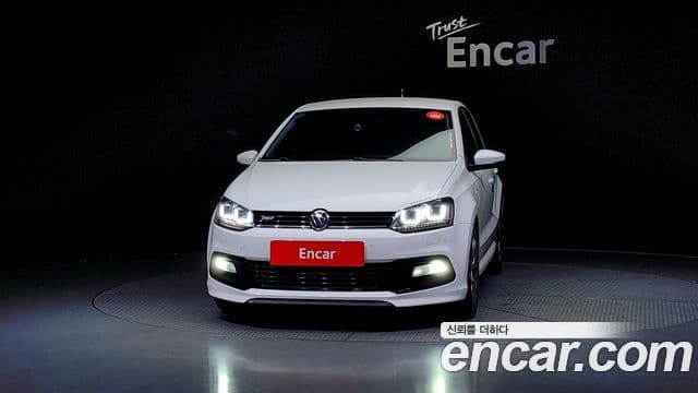 Volkswagen 폴로 5세대, 2016 3