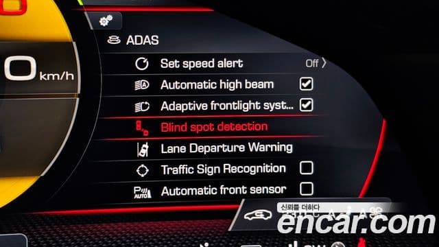 Ferrari 로마, 2023 14