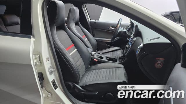 Mercedes-Benz A-класс W176 Style, 2015 10