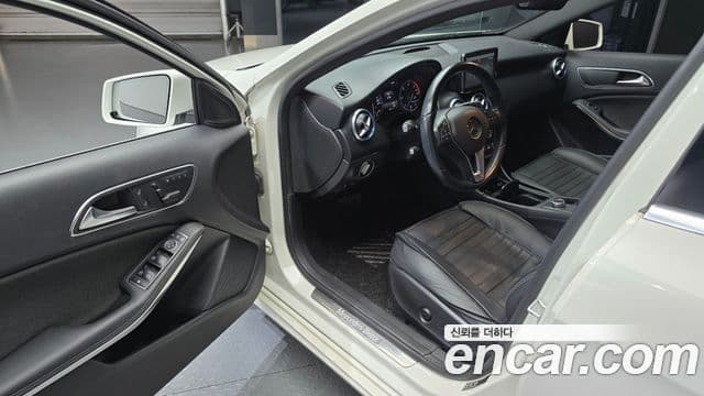 Mercedes-Benz A-класс W176 Style, 2015 11