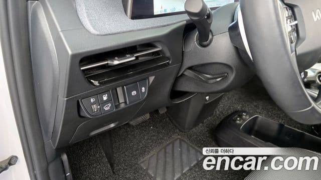 Kia EV6 Air, 2023 17