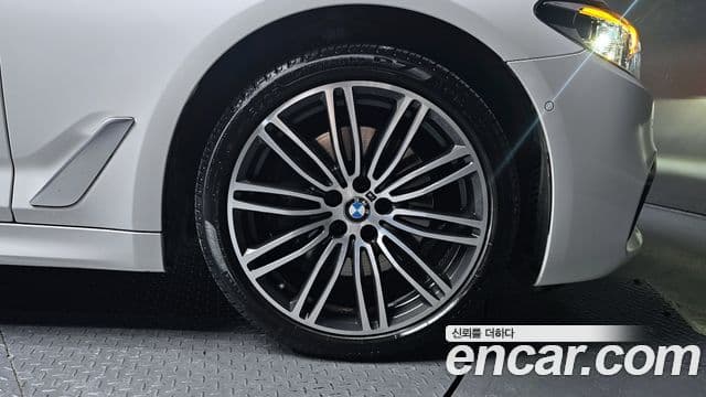 BMW 5시리즈 (G30) 530i xDrive M Sport Plus, 2018 все фото