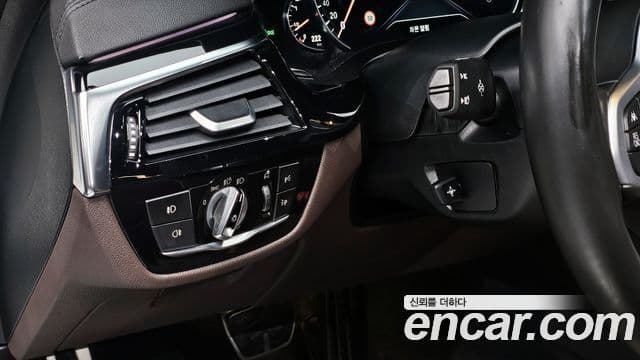 BMW 5시리즈 (G30) 530i xDrive M Sport Plus, 2018 16