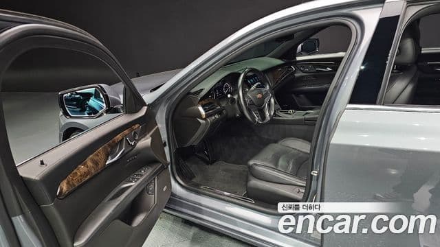 Cadillac CT6 2.0 турбо, 2018 11