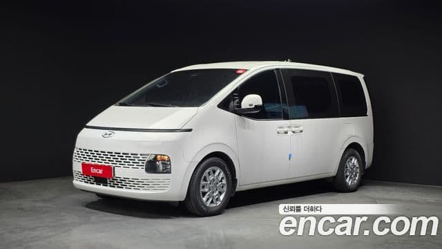 Hyundai Staria Modern, 2022 1