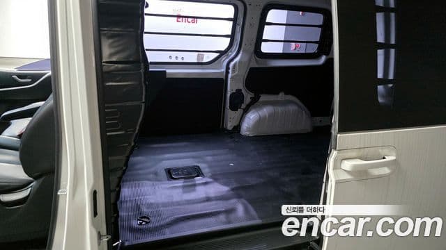 Hyundai Staria Modern, 2022 11