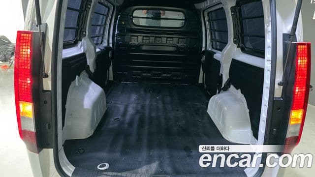 Hyundai Staria Modern, 2022 20