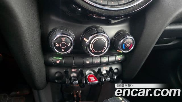 Mini Cooper 3세대, 2015 17