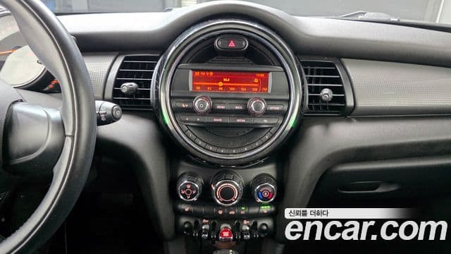 Mini Cooper 3세대, 2015 19