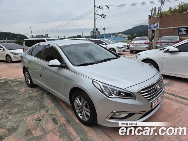 Hyundai LF Sonata Premium, 2016 1