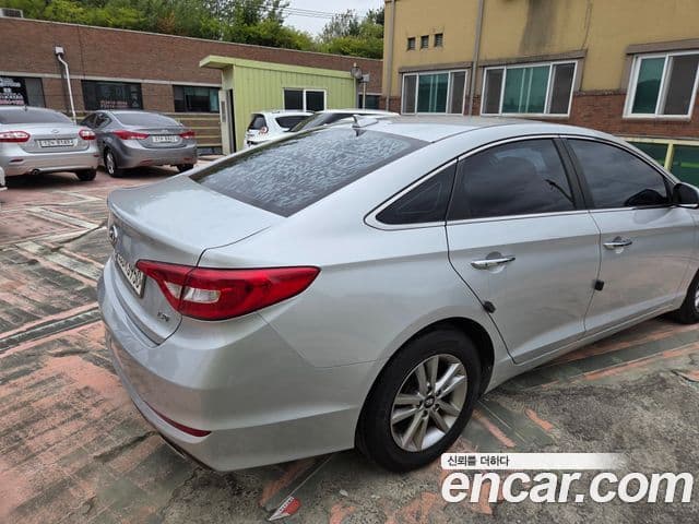 Hyundai LF Sonata Premium, 2016 4