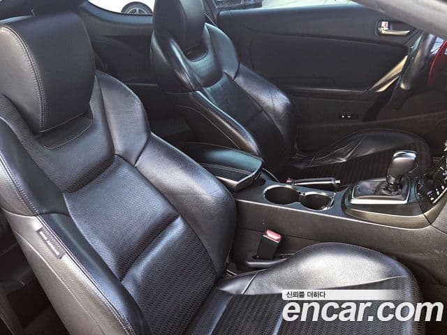 Hyundai The / новый New Genesis купе 200 турбо S, 2012 19