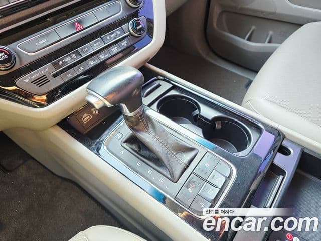 Kia All New Carnival Prestige, 2018 9