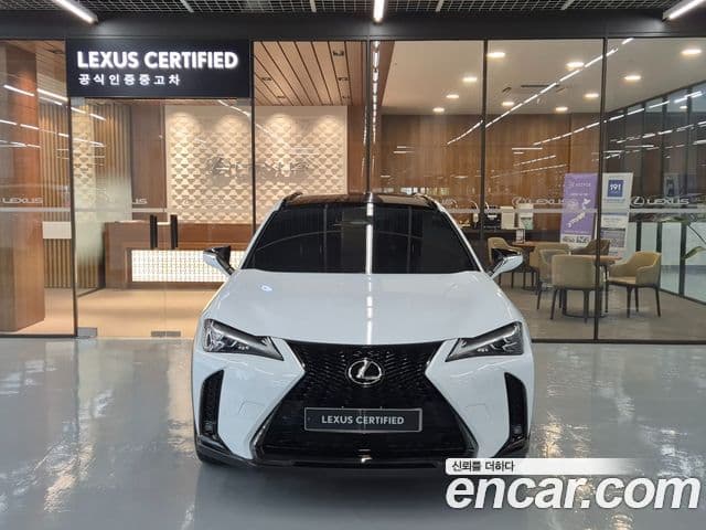 Lexus UX300h 2.0 F-Sport 2WD, 2025 3