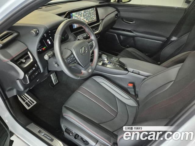 Lexus UX300h 2.0 F-Sport 2WD, 2025 10