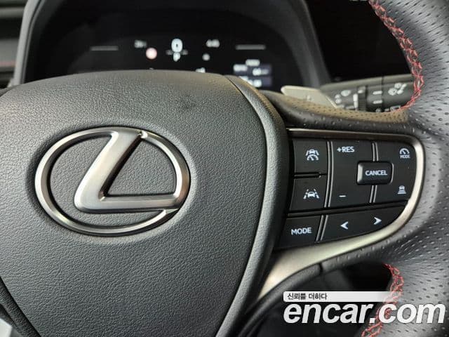 Lexus UX300h 2.0 F-Sport 2WD, 2025 18