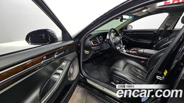 Genesis EQ900 Prestige, 2018 10