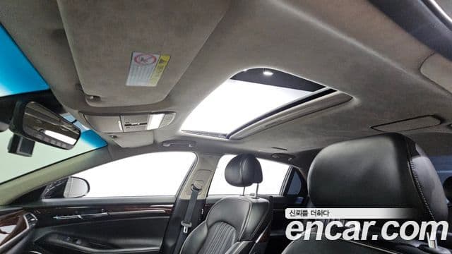 Genesis EQ900 Prestige, 2018 17