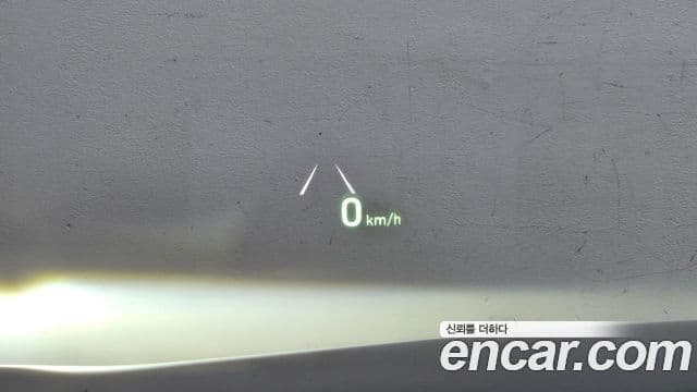 Genesis EQ900 Prestige, 2018 18