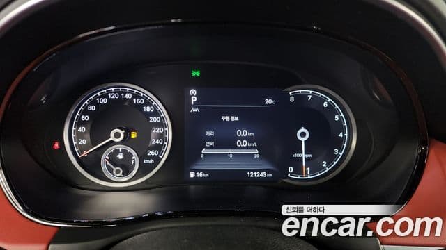 Genesis GV70, 2021 8