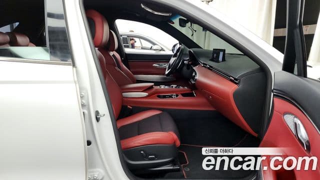 Genesis GV70, 2021 11