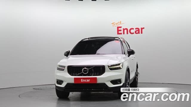 Volvo XC40 T4 R-Design, 2020 3