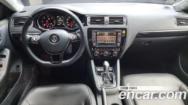 Volkswagen New Jetta 6세대, 2015 6