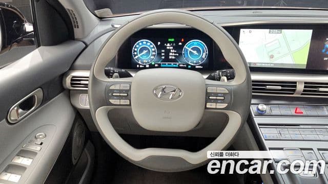 Hyundai NEXO Premium, 2022 13