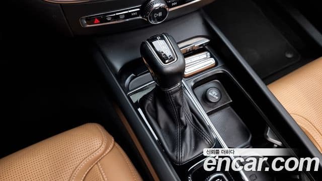 Volvo XC60 2세대 D5 Inscription, 2019 9