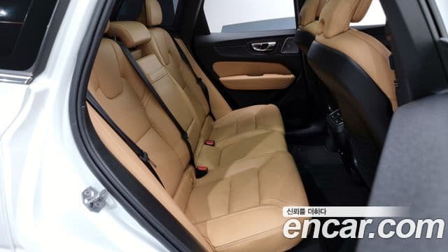 Volvo XC60 2세대 D5 Inscription, 2019 12