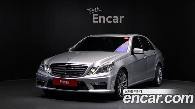 Mercedes-Benz E-класс W212 E200 CGI, 2011 1