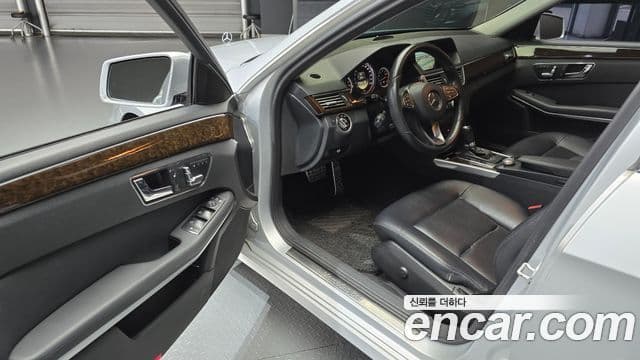 Mercedes-Benz E-класс W212 E200 CGI, 2011 11