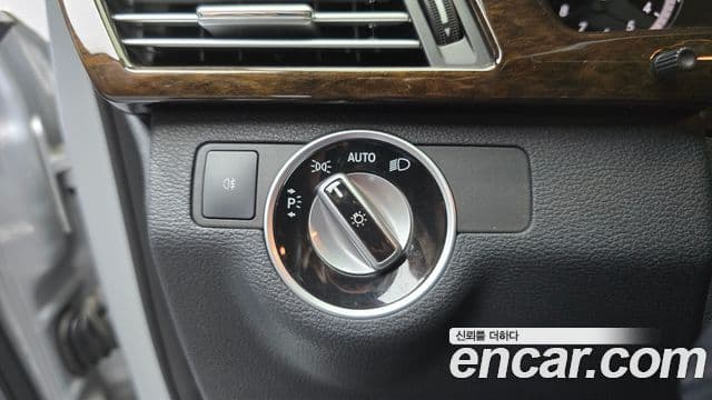 Mercedes-Benz E-класс W212 E200 CGI, 2011 18