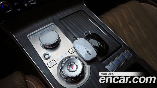 Genesis G80 (RG3) бензин 2.5 турбо AWD, 2026 9