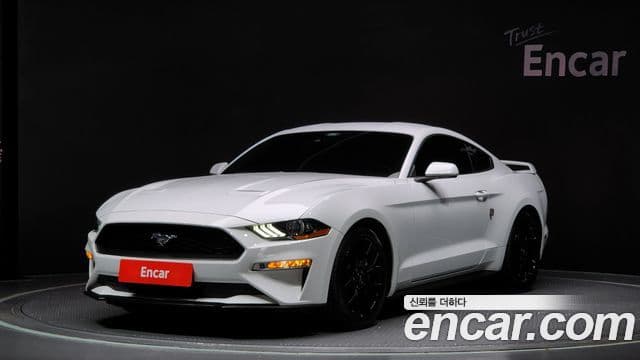 Ford Mustang купе, 2021 1