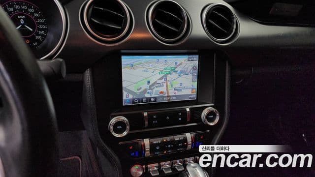 Ford Mustang купе, 2021 14