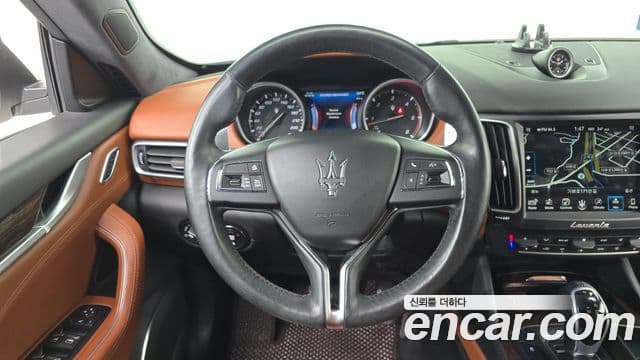 Maserati Levante Luxury, 2017 13