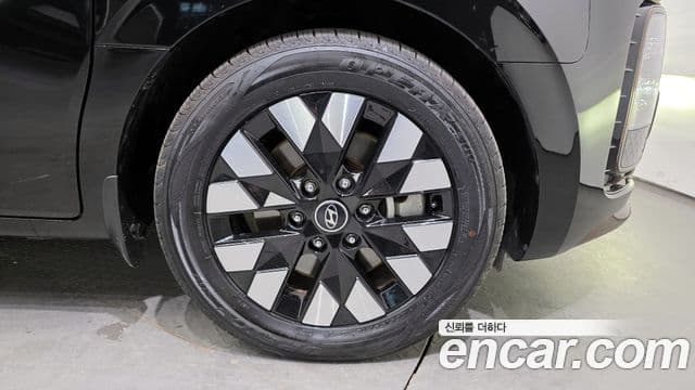 Hyundai Staria Inspiration, 2025 все фото