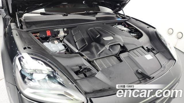 Porsche Cayenne (PO536) 3.0 Platinum Edition, 2023 6