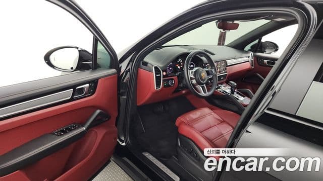 Porsche Cayenne (PO536) 3.0 Platinum Edition, 2023 16