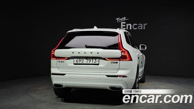 Volvo XC60 2세대 D5 Inscription, 2019 4