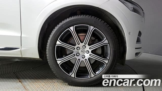 Volvo XC60 2세대 D5 Inscription, 2019 все фото
