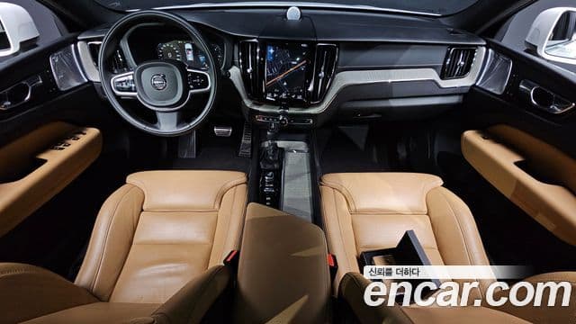 Volvo XC60 2세대 D5 Inscription, 2019 7