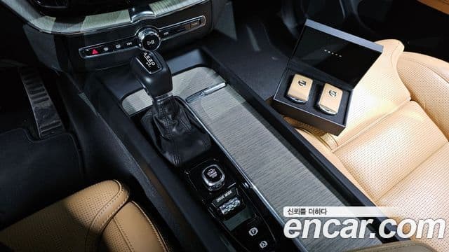Volvo XC60 2세대 D5 Inscription, 2019 9