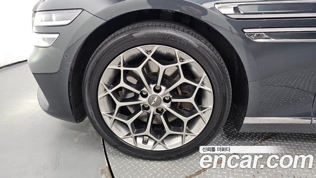 Genesis G80 (RG3) бензин 2.5 турбо AWD, 2021 все фото