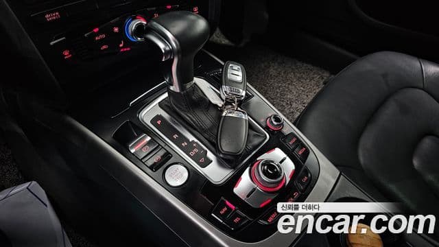 Audi New A4 B8, 2014 9